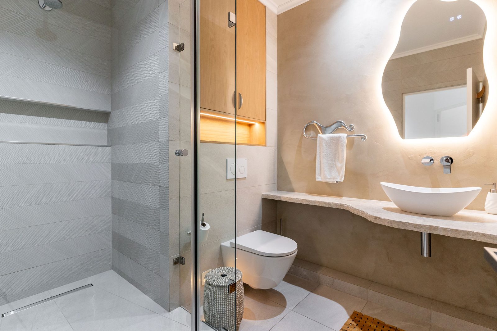 Residence, Mouille Point