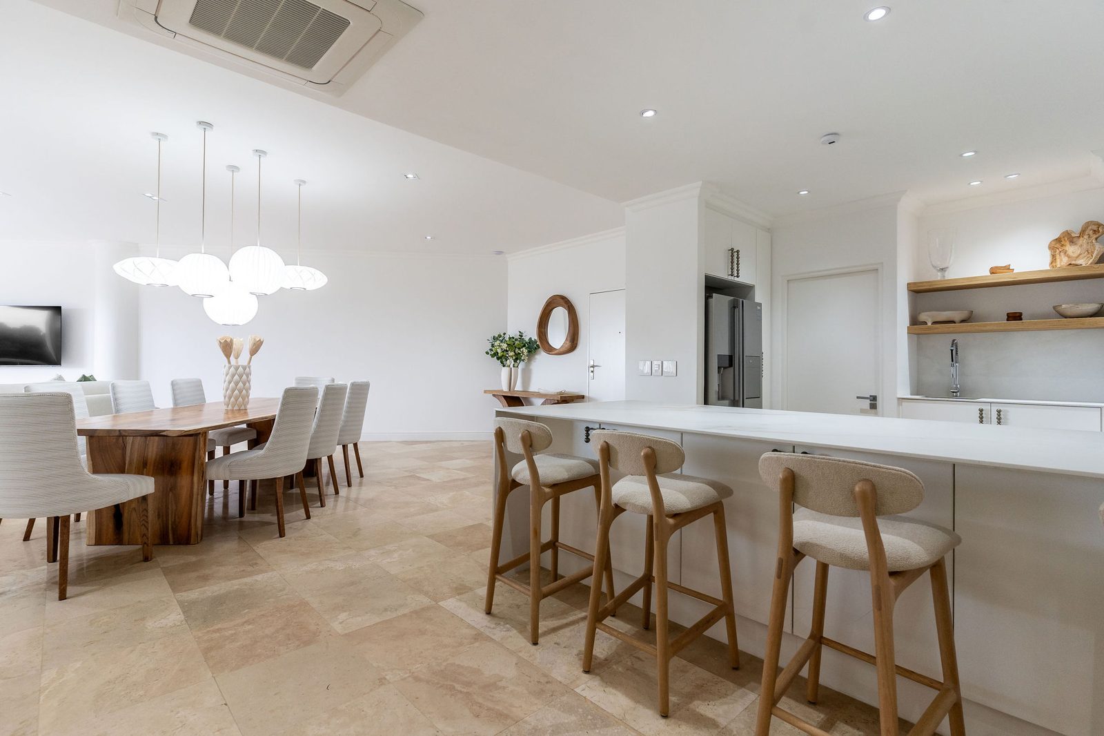 Residence on Platinum Mile — interior detail